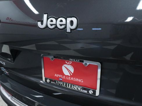 Used 2024 Jeep Grand Cherokee L Overland w/ Advanced Protech Group III AWD/4WD image 37