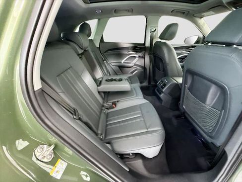 Certified 2025 Audi Q5 Premium Plus w/ Premium Plus AWD/4WD image 22