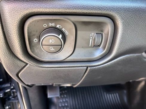 New 2025 RAM 3500 Tradesman w/ Chrome Appearance Group image 19