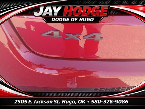 New 2026 Jeep Compass Latitude image 9