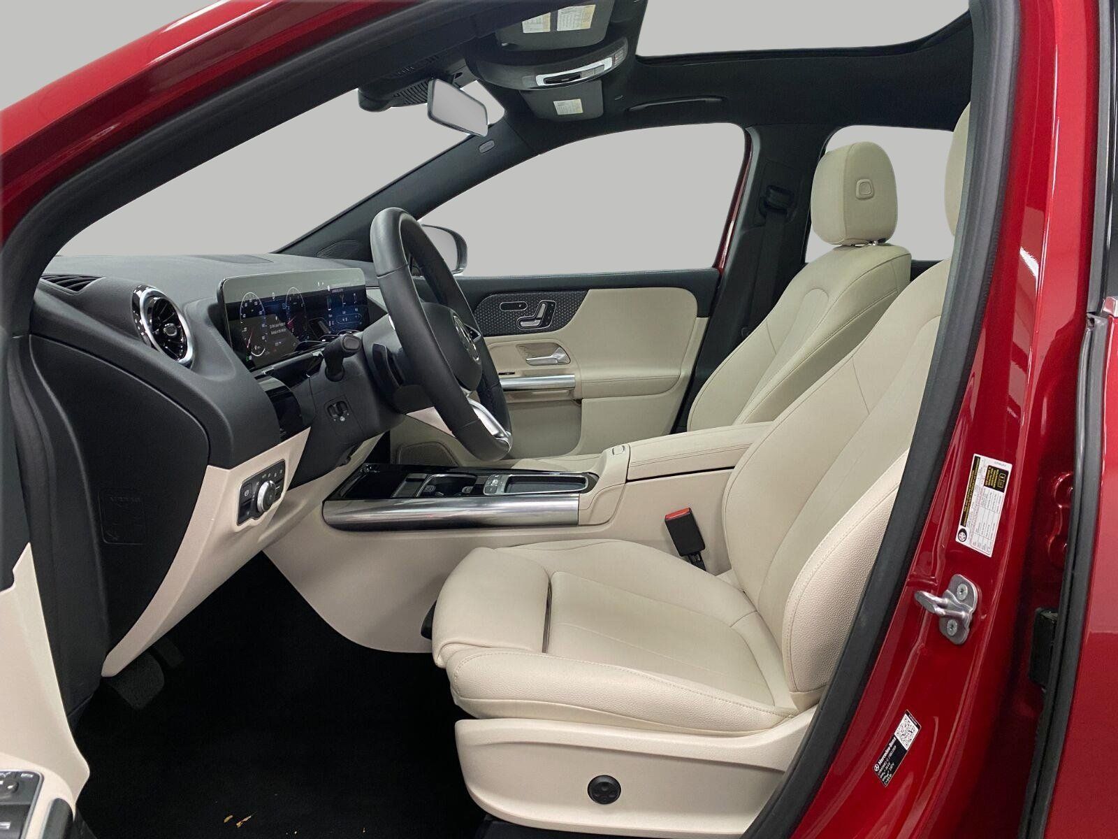 Certified 2026 Mercedes-Benz GLA 250 4MATIC image 27