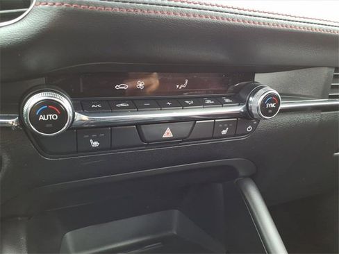 Used 2024 MAZDA MAZDA3 s image 21