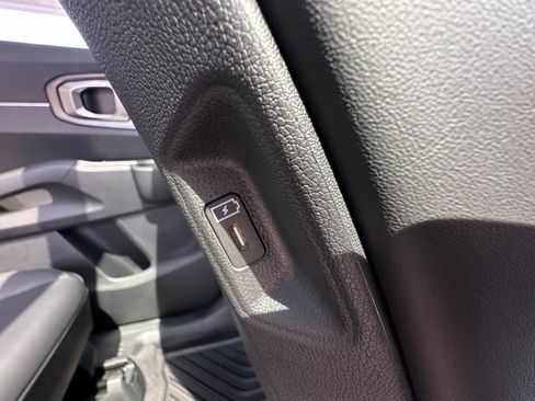 New 2026 Kia Sorento S AWD/4WD image 16