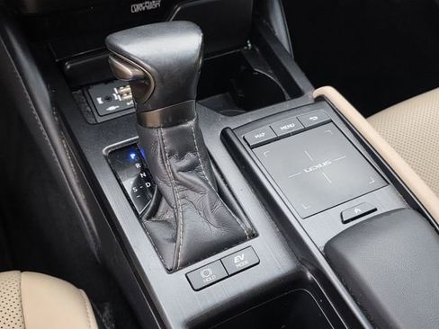 Used 2021 Lexus ES 300h w/ Premium Package FWD image 16