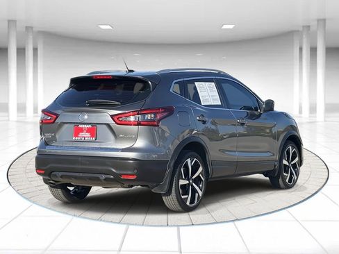 Used 2022 Nissan Rogue Sport SL image 4