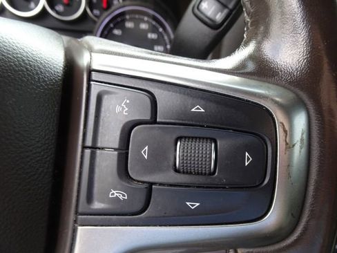 Used 2019 Chevrolet Silverado 1500 LT Trail Boss AWD/4WD image 25