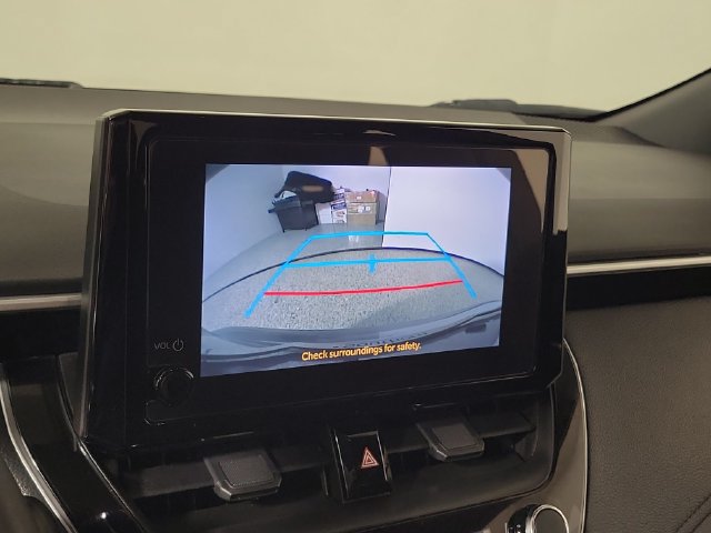 Used 2025 Toyota Corolla SE FWD image 29