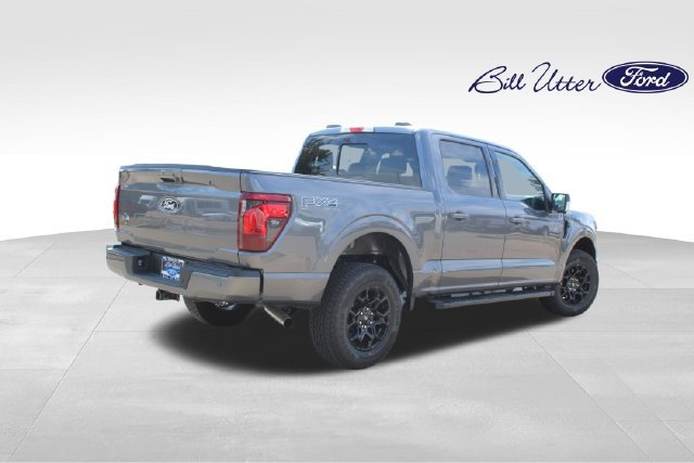 New 2026 Ford F150 XLT w/ Equipment Group 302A MID AWD/4WD image 3