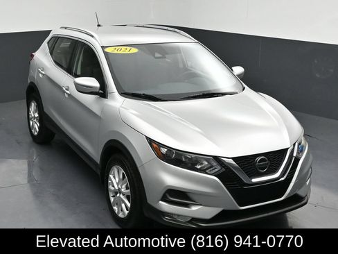 Used 2021 Nissan Rogue Sport SV AWD/4WD image 24