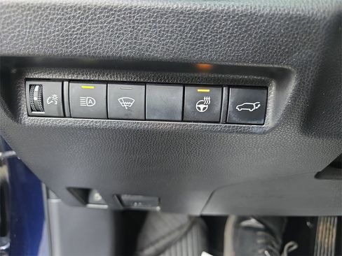 Used 2019 Toyota RAV4 XSE image 30