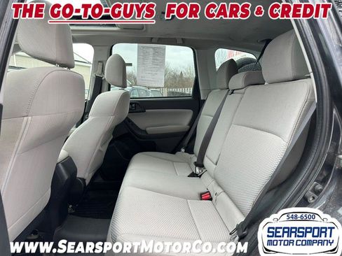 Used 2018 Subaru Forester 2.5i Premium w/ All-Weather Package image 7