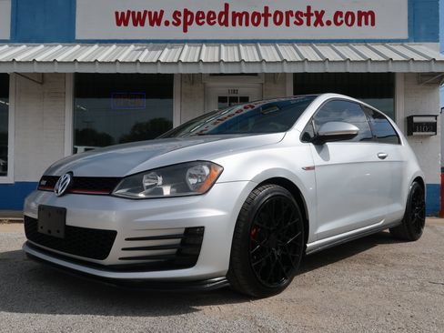 Used 2015 Volkswagen GTI SE FWD image 5