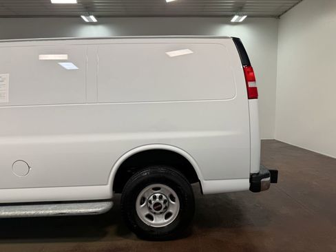 Used 2024 GMC Savana 2500 w/ Driver Convenience Package image 41