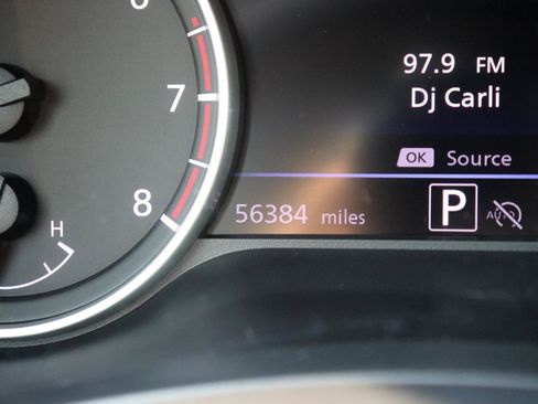 Used 2024 Nissan Sentra SV FWD image 25