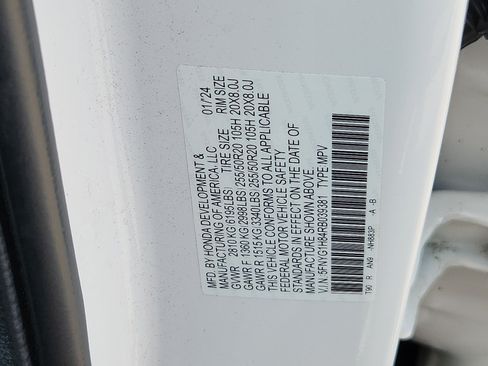 Used 2024 Honda Pilot Elite image 27