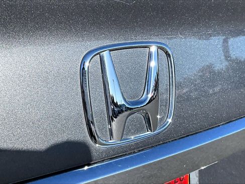 Used 2013 Honda Civic LX image 9