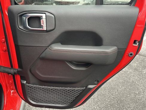 New 2026 Jeep Wrangler Unlimited Rubicon image 17