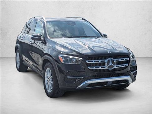 Certified 2025 Mercedes-Benz GLE 350 4MATIC image 3