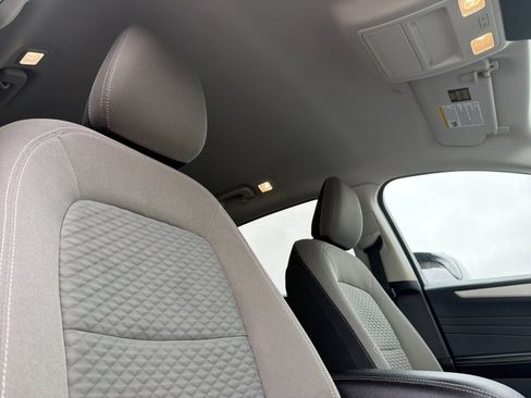 Used 2022 Ford Escape SE AWD/4WD image 13