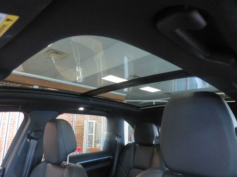 Used 2016 Porsche Cayenne AWD/4WD image 50