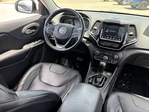 Used 2020 Jeep Cherokee Limited FWD image 15