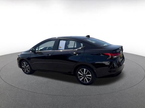 Used 2025 Nissan Versa SV image 10