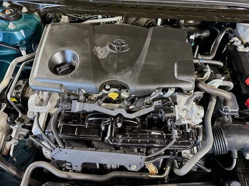 Used 2021 Toyota Camry SE FWD image 38