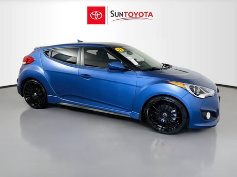 Used 2016 Hyundai Veloster Rally Edition FWD image 1
