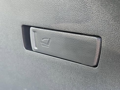 Used 2025 Kia Sportage X-Line w/ Premium Package image 28