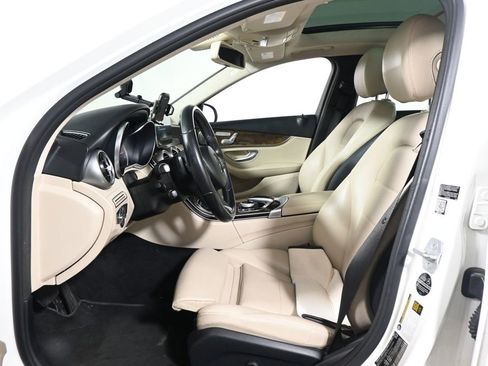 Used 2015 Mercedes-Benz C 300 4MATIC Sedan image 3
