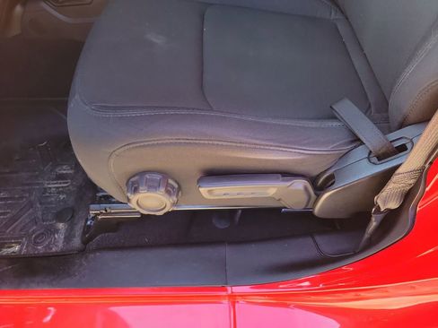 Used 2021 Jeep Wrangler Unlimited Sport image 14