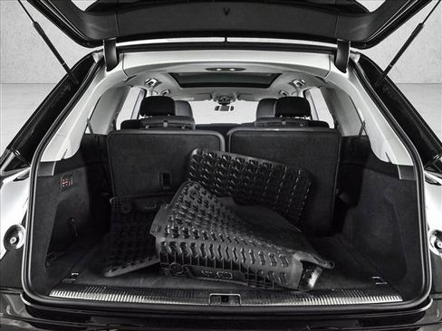 Certified 2023 Audi Q7 2.0T Premium Plus w/ Premium Plus Package AWD/4WD image 6