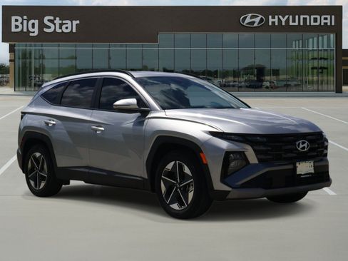 Used 2025 Hyundai Tucson SEL FWD image 6