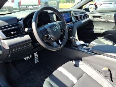 New 2026 Toyota Camry SE FWD image 13