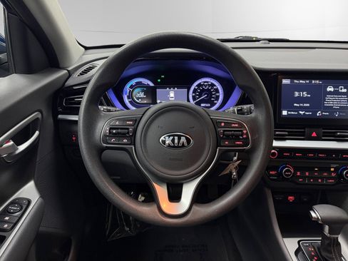 Used 2020 Kia Niro LX FWD image 12