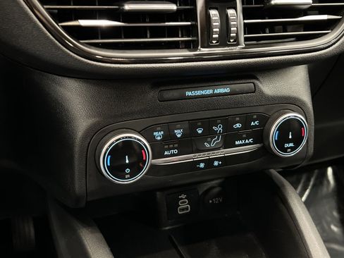 Used 2025 Ford Escape ST-Line image 16