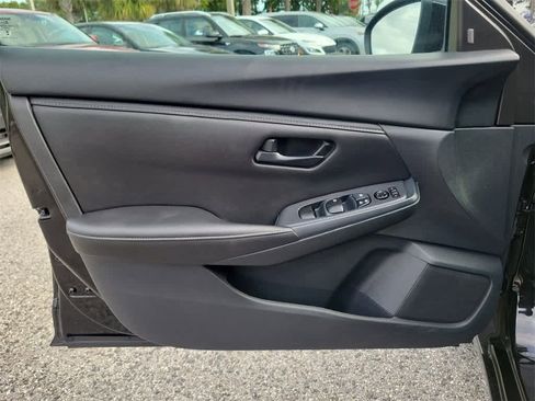 Used 2024 Nissan Sentra S image 16