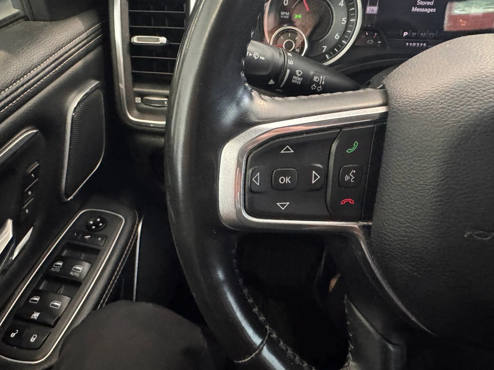 Used 2021 RAM 1500 Laramie AWD/4WD image 41