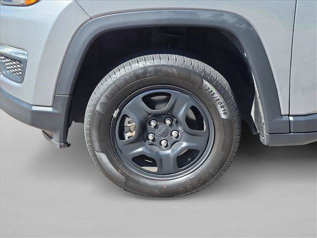 Used 2020 Jeep Compass Sport AWD/4WD image 25