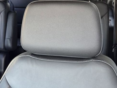 Used 2021 Chevrolet Tahoe Z71 image 21