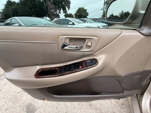 Used 2000 Honda Accord EX image 19