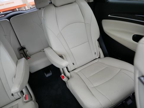 Used 2024 Buick Enclave Essence w/ Experience Buick Package AWD/4WD image 14