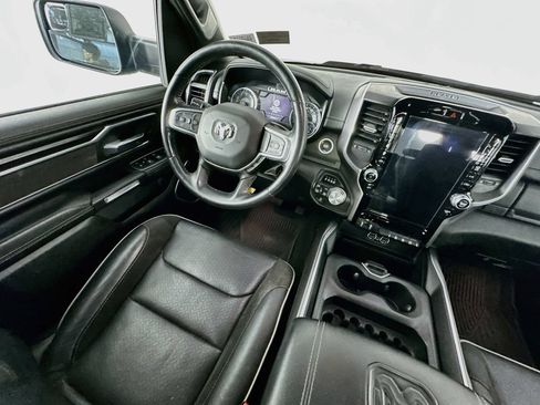 Used 2023 RAM 1500 Laramie AWD/4WD image 9