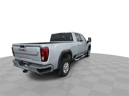 Used 2022 GMC Sierra 2500 SLE image 8
