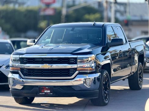 Used 2016 Chevrolet Silverado 1500 LT w/ All Star Edition RWD image 4