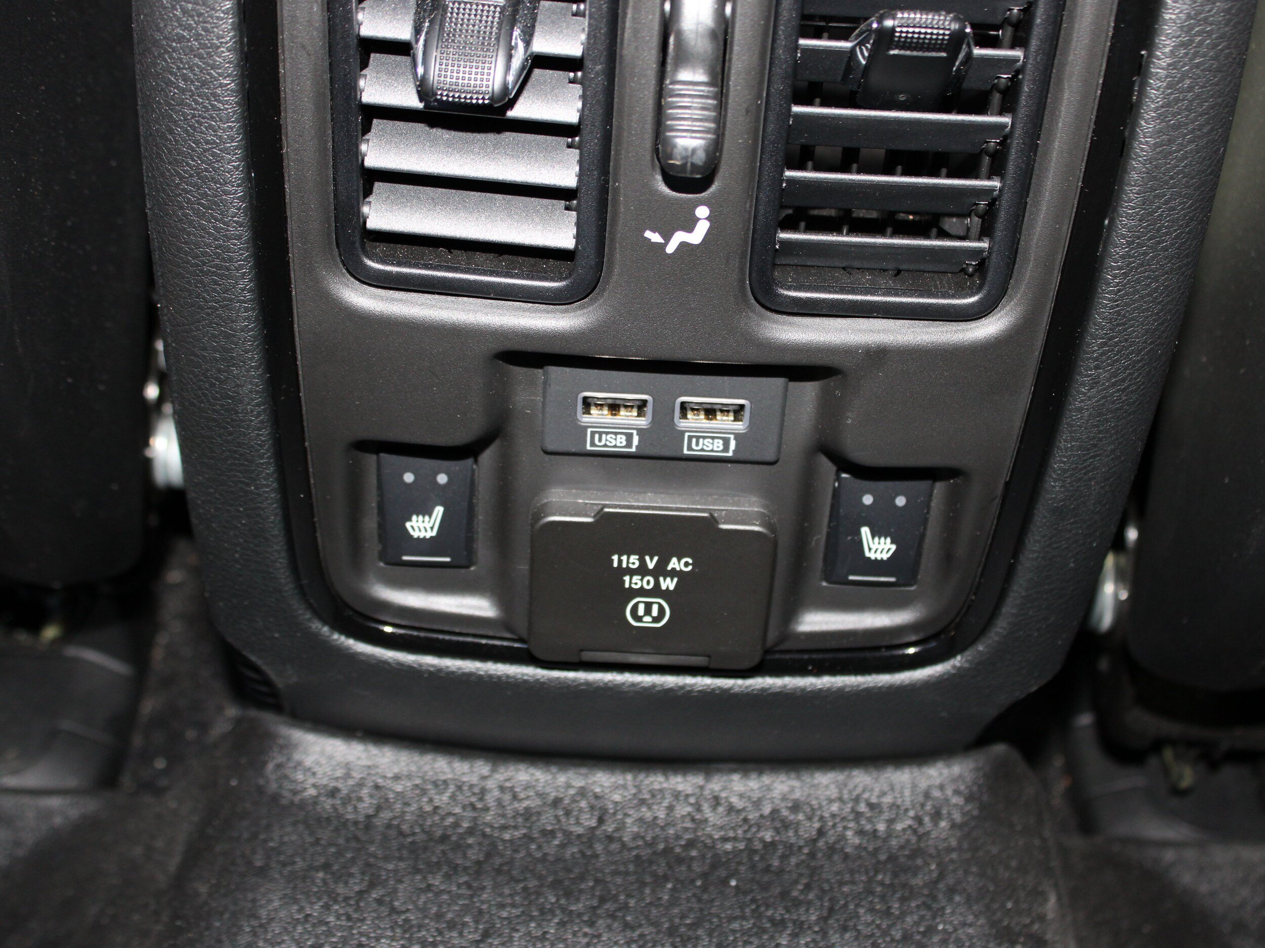 Used 2024 Dodge Durango GT AWD/4WD image 17