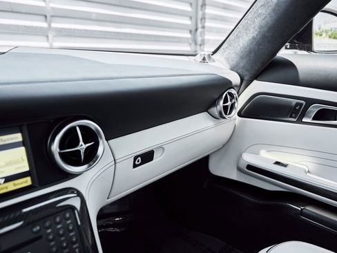 Used 2012 Mercedes-Benz SLS AMG Coupe image 75