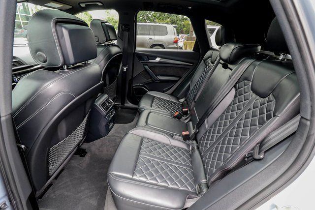 Used 2018 Audi SQ5 Prestige w/ Prestige Package AWD/4WD image 37