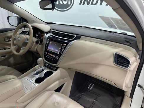 Used 2017 Nissan Murano Platinum w/ Platinum Technology Package FWD image 19