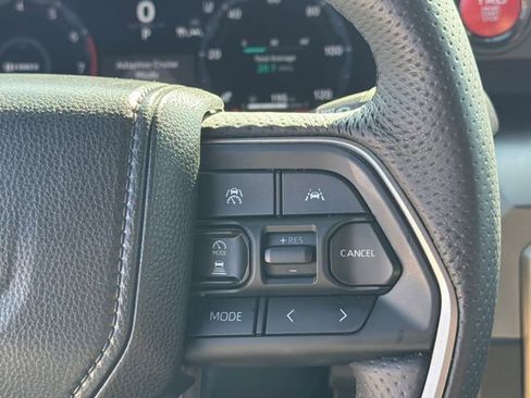 Used 2024 Toyota Tacoma TRD Off-Road AWD/4WD image 31